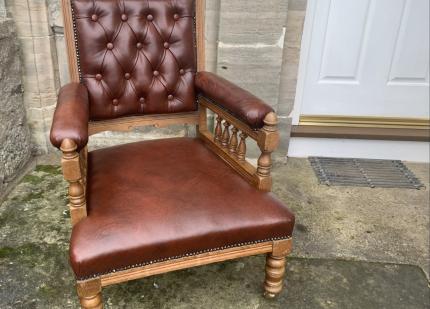 Leather Traditionally Upholstered Armchair